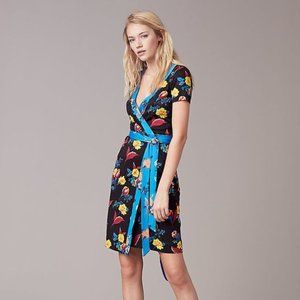 - Diane Von Furstenberg New Julian Two Banded Wrap Dress